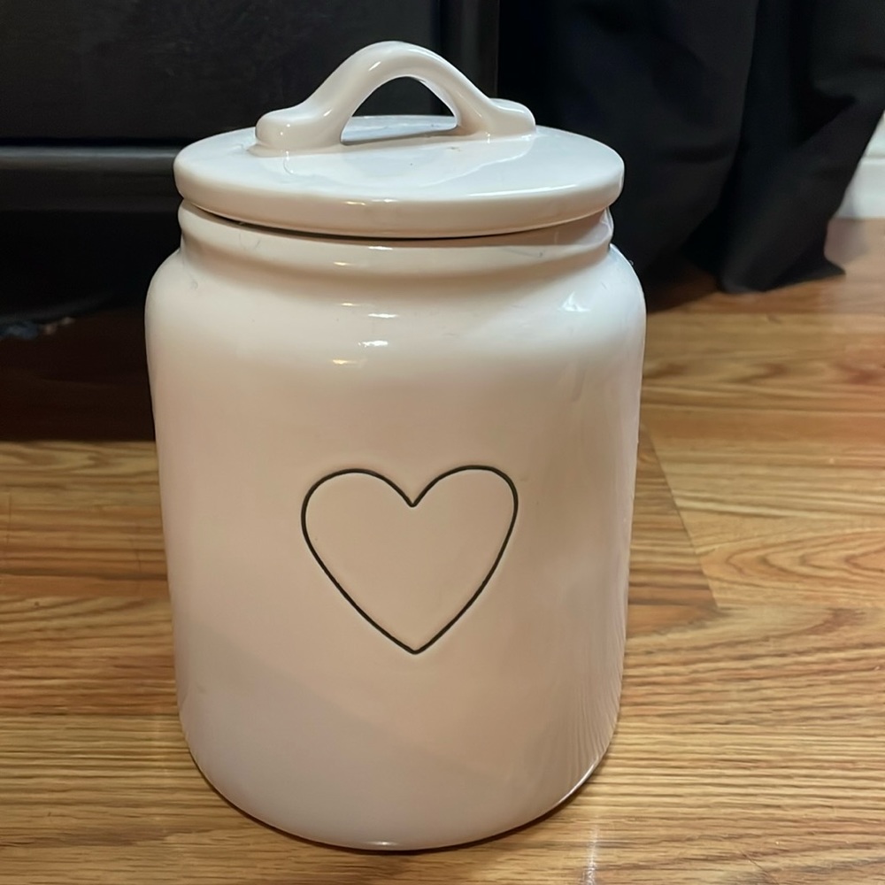 Rae Dunn medium heart outline canister